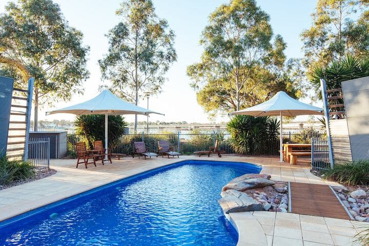 Majestic Oasis Apartments photo 4