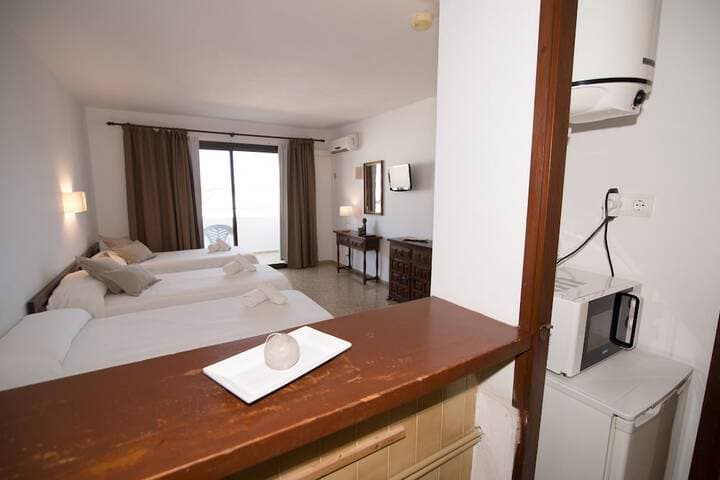 Apartamentos Mestret photo 3