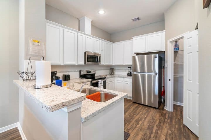 Experience a First Class Stay 2 BDRM photo 5