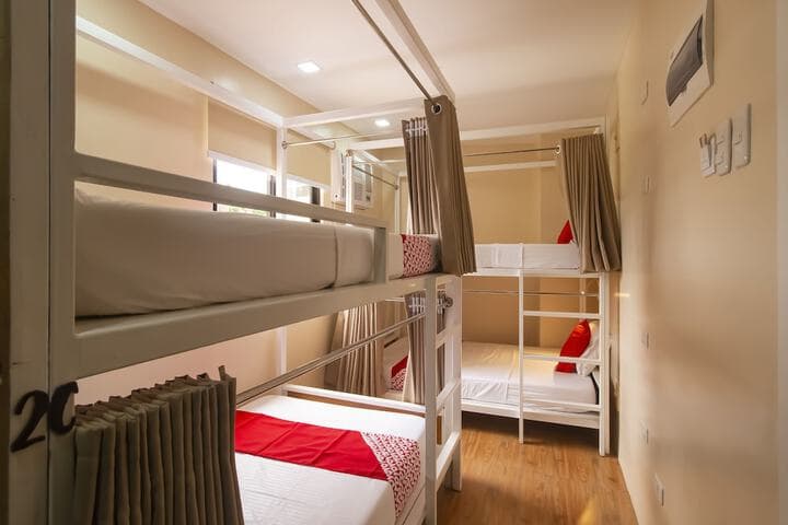 Super OYO 832 The Teepee Place Hostel & Residence Inn photo 5