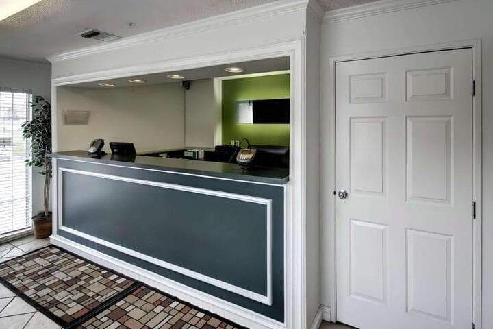 Econo Lodge Murray photo 4