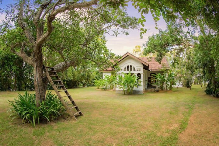 MO River House photo 2