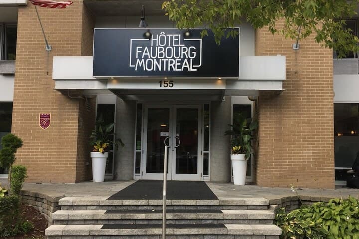 Hotel Faubourg Montreal photo 3