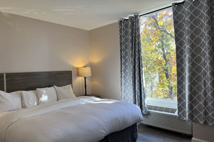 Brookline destination view