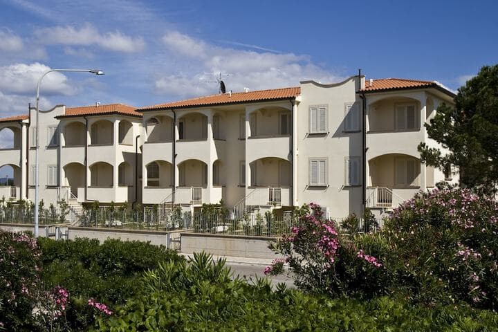 Villette Tina photo 2
