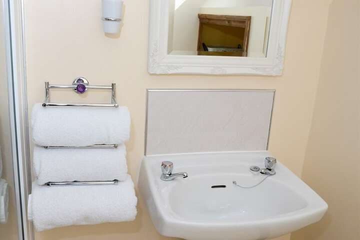 Pinewood Guest House photo 3