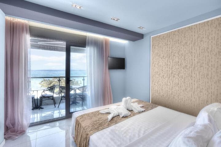 Art Luxury Suites photo 5