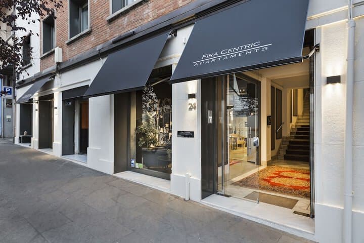 Fira Centric Apartments by gaiarooms photo 2