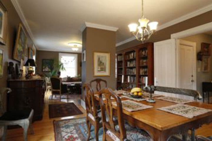 Chez Pat in Cambridge photo 4