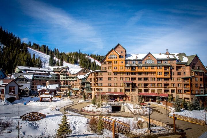 Zephyr Mountain Lodge photo 3