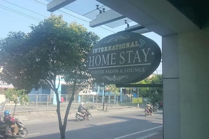 International Homestay Surabaya photo 2