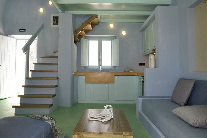 Voreina Gallery Suites photo 5