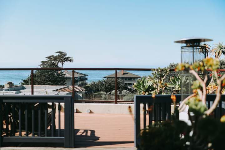 Monterey destination view