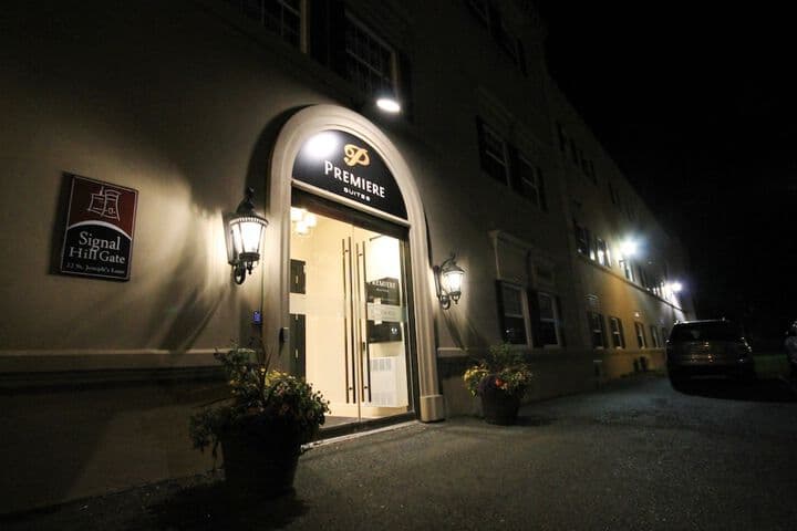 Premiere Suites St. Johns Signal Hill photo 3