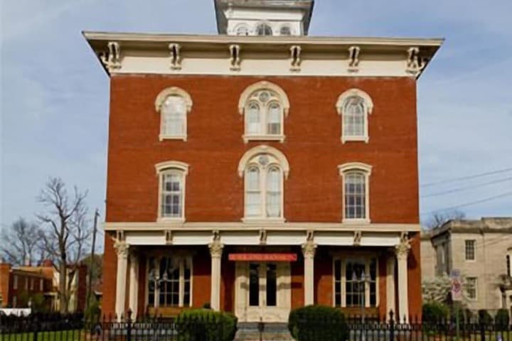 Ragland Mansion Bed & Breakfast photo 2