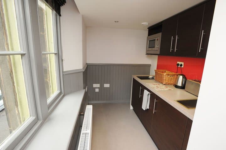 Court Residence photo 5