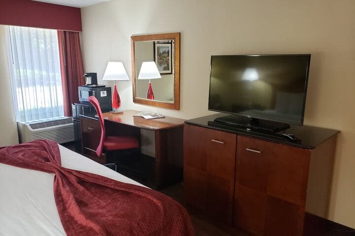 A Victory Hotel & Suites photo 5