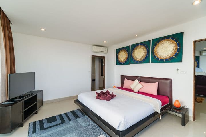 Tropical Sea View Villa photo 5