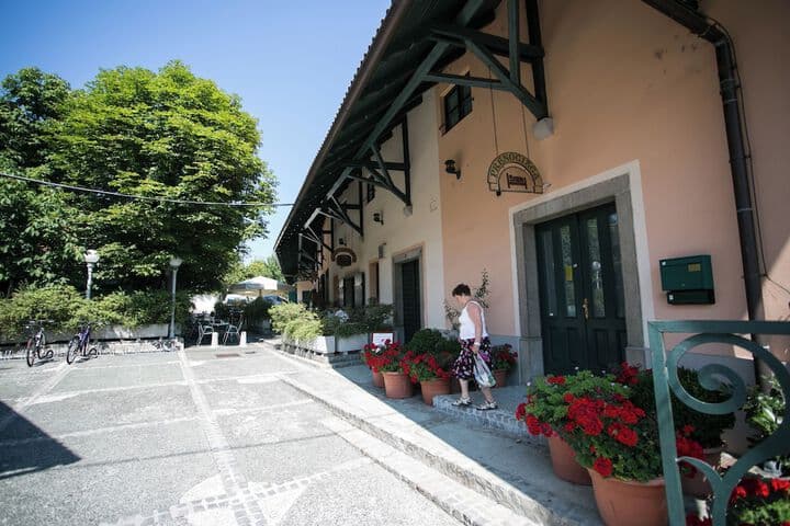 Travel scenery
