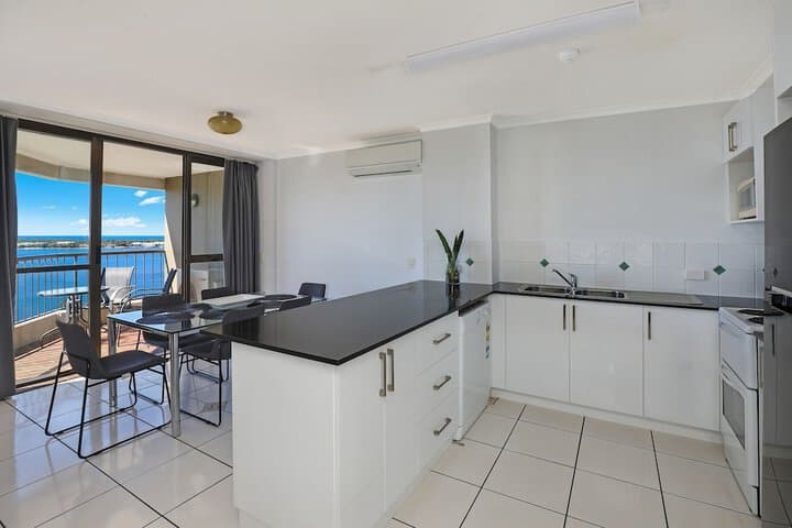 Palmerston Tower on Southport Broadwater photo 4