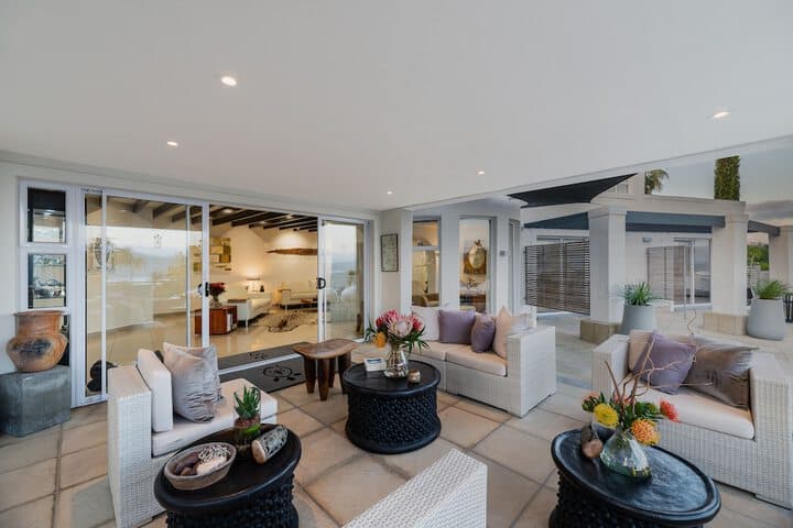 Villa Afrikana Guest Suites photo 4