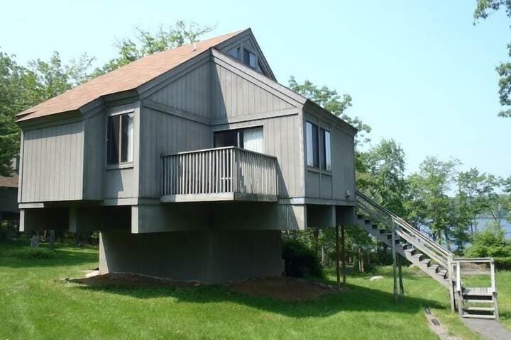 Eagle Village Resort photo 1