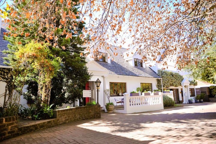 5th Avenue Gooseberry Guest House photo 2