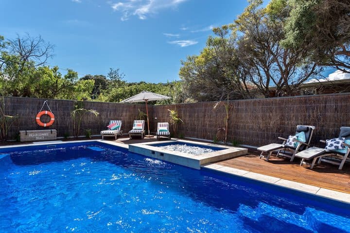Front Beach House photo 4