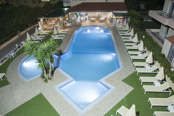 Blue Sky Hotel photo 1