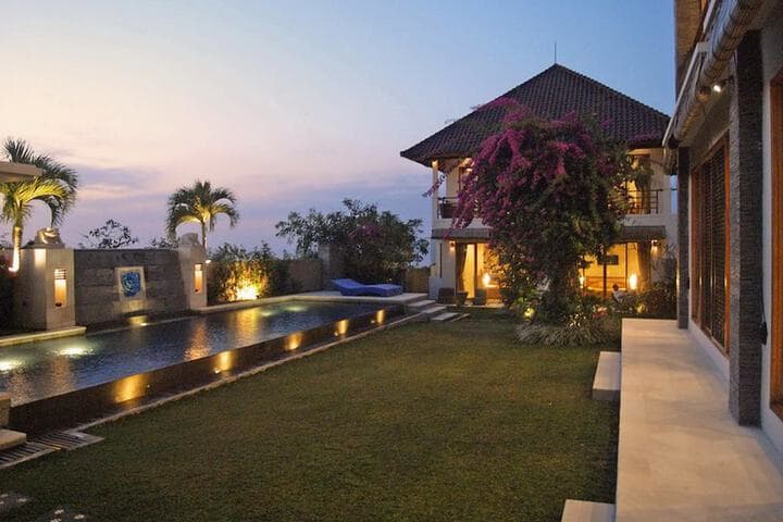 Blue Rose Villa photo 5