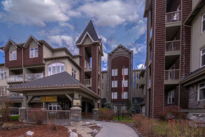 One Studio with BBQ & a Huge Patio photo 2