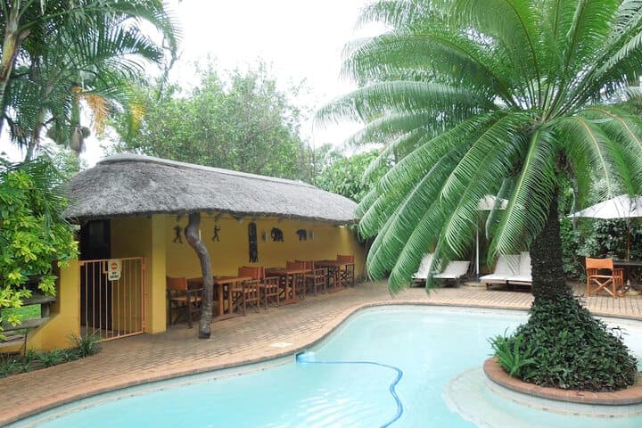 Trees Too Guest Lodge photo 5
