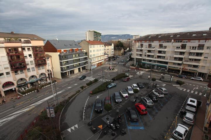 Geneva Residence photo 2