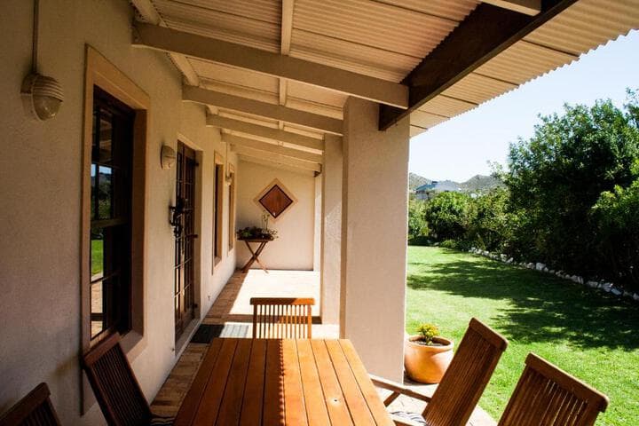 Hilton House photo 5