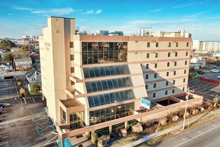 The Atrium Resort Virginia Beach by Vacatia photo 2