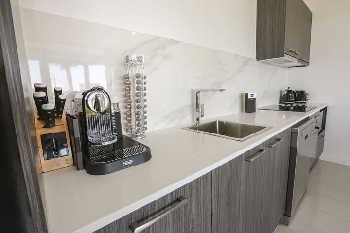 Indulge Apartments CBD photo 4