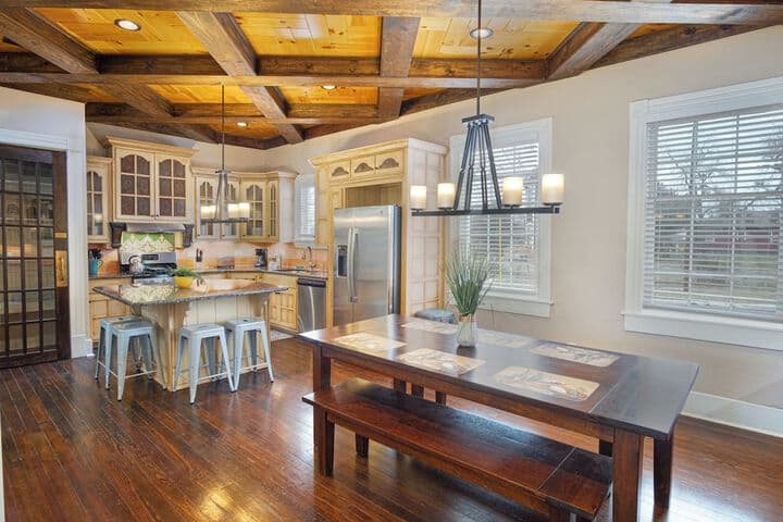 Beautiful Craftmans 4br / 2.5ba Home Near Downtown photo 3