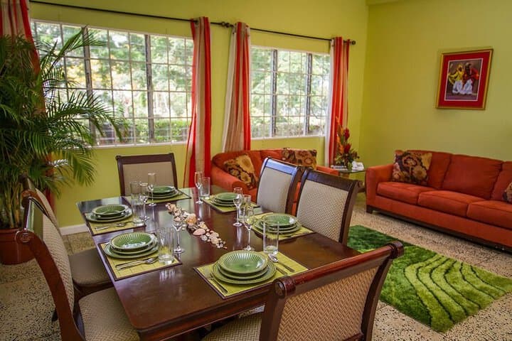 The Bungalow at Pigeon Point photo 3