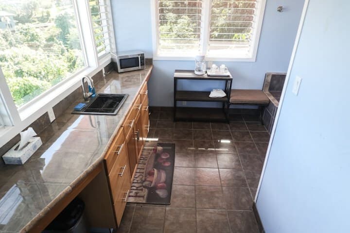 Hilltop Vacation Rental photo 3