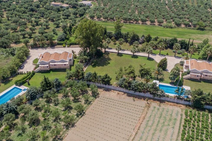 Leone Luxury Villas photo 5