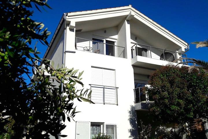 Refresh Boutique Apartments photo 5
