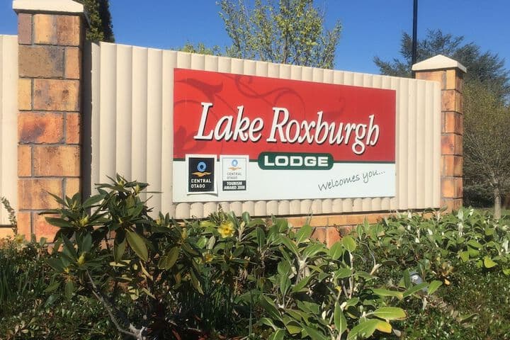 Lake Roxburgh Lodge photo 2