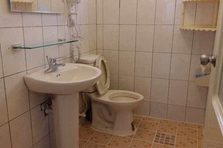 Caitlyn Hostel photo 4