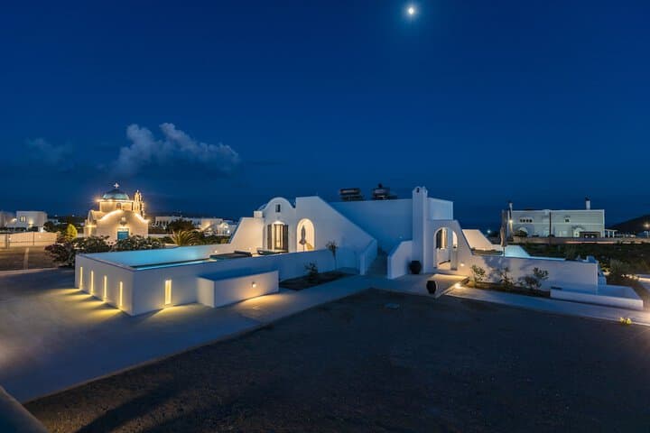Vineyard Exclusive Suites photo 2