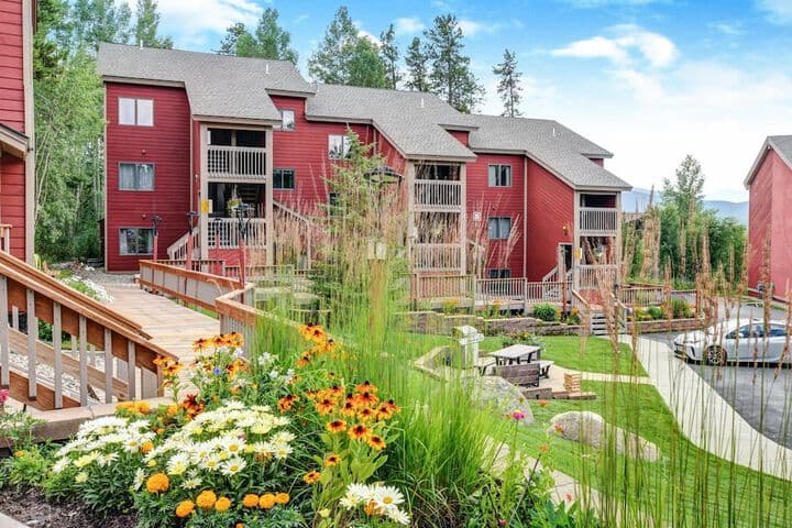 Indian Peaks Resort photo 2