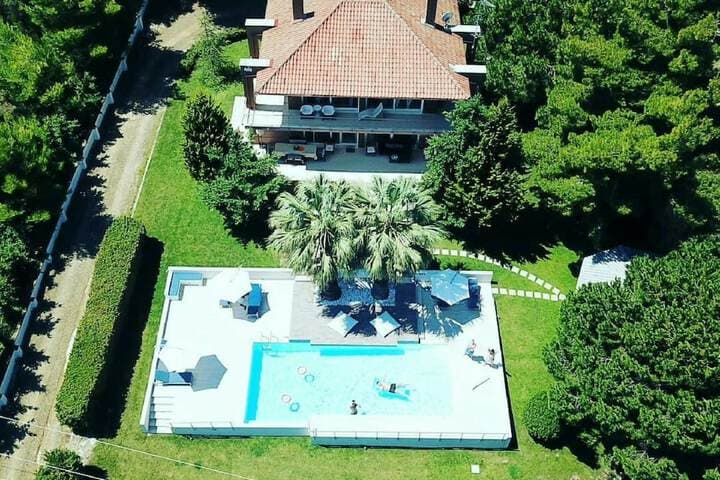 Luxurious Villa Anna Maria photo 4