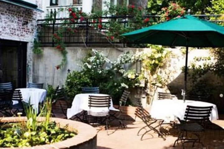 Ironclad Inn & Bourbon Room photo 2