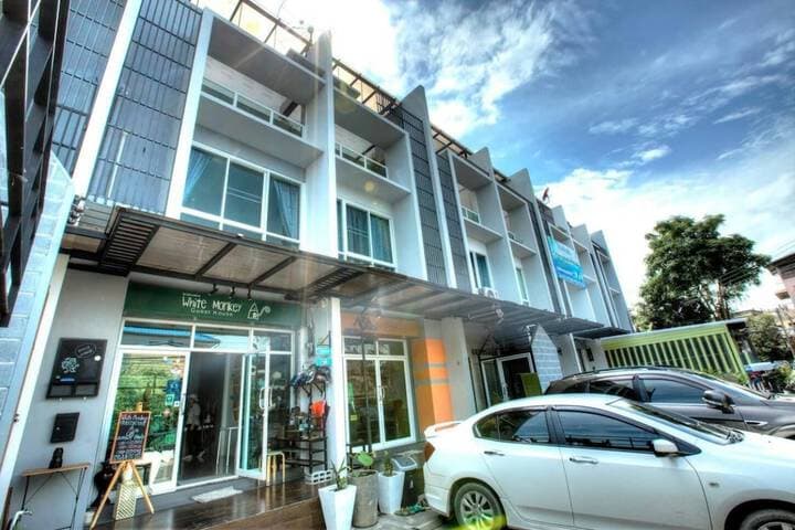 White Monkey Guesthouse photo 2