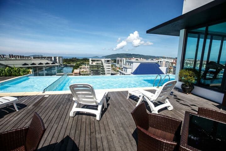 Marina Travellers Suite SKY Karamunsing photo 3