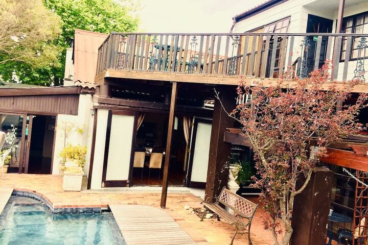 Harfield Guest Villa photo 5